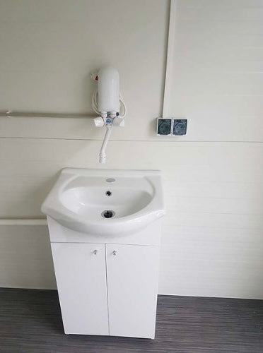 REMOLQUE SANITARIO CON INODORO DOBLE 3,50x2M