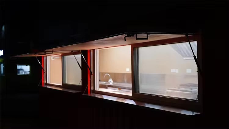TIENDA DE CONTENEDOR DE 20 PIES PARA RESTAURANTE O CAFETERÍA