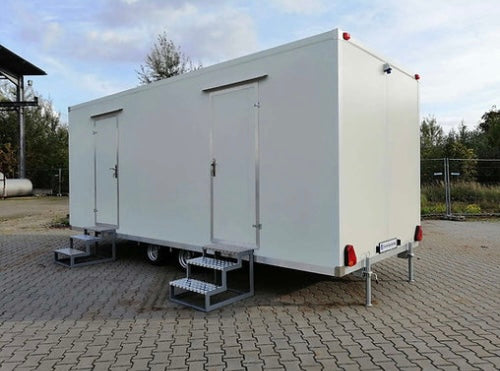 REMOLQUE SANITARIO DOBLE 5 WC 3 URINARIOS 6×2,40M