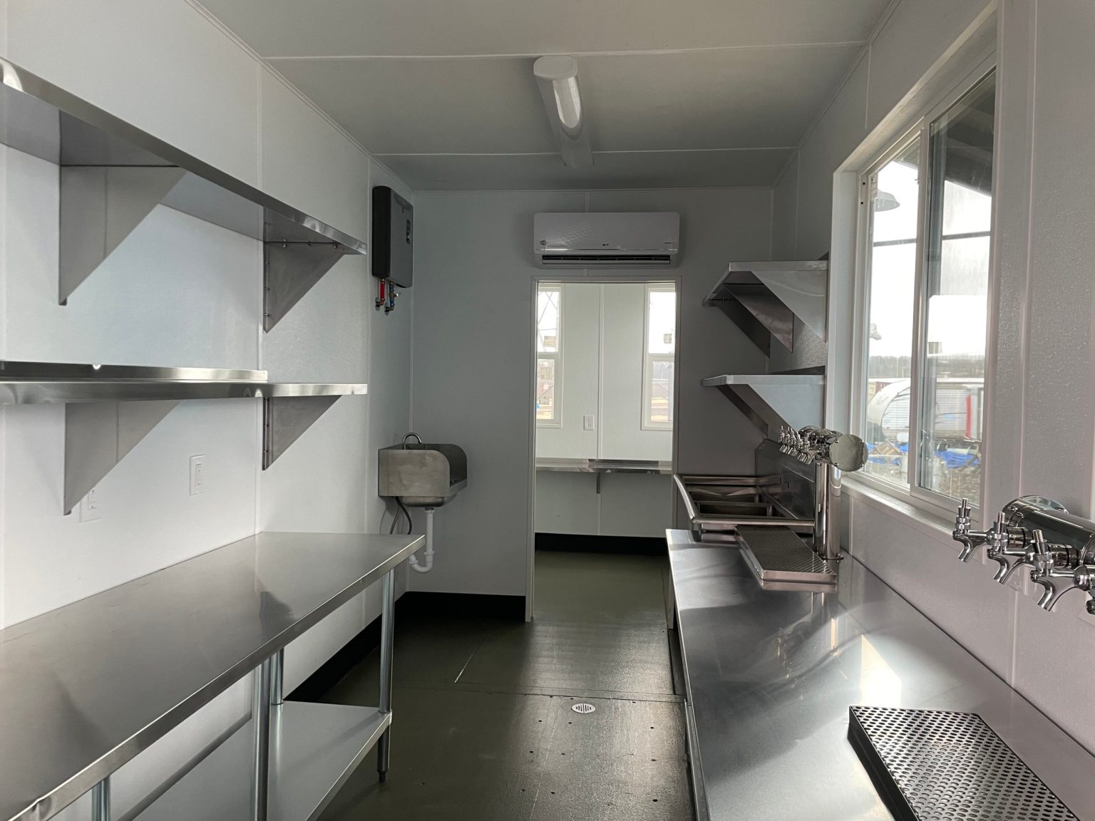 CONTENEDOR SNACK BAR DE 40 PIES