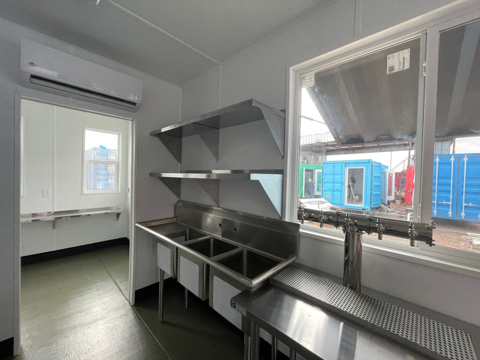CONTENEDOR SNACK BAR DE 40 PIES