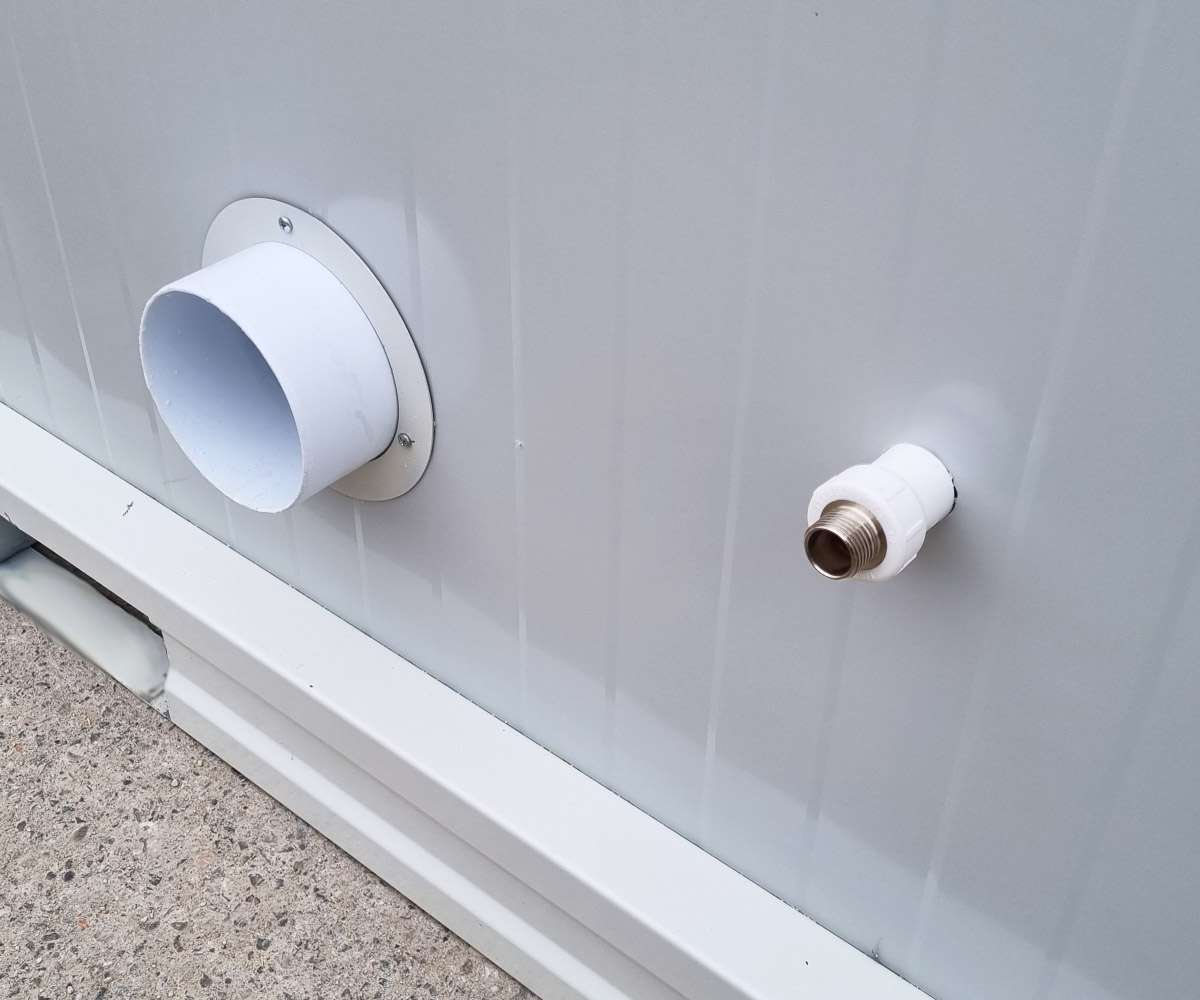 CONTENEDOR WC CON RAMPA