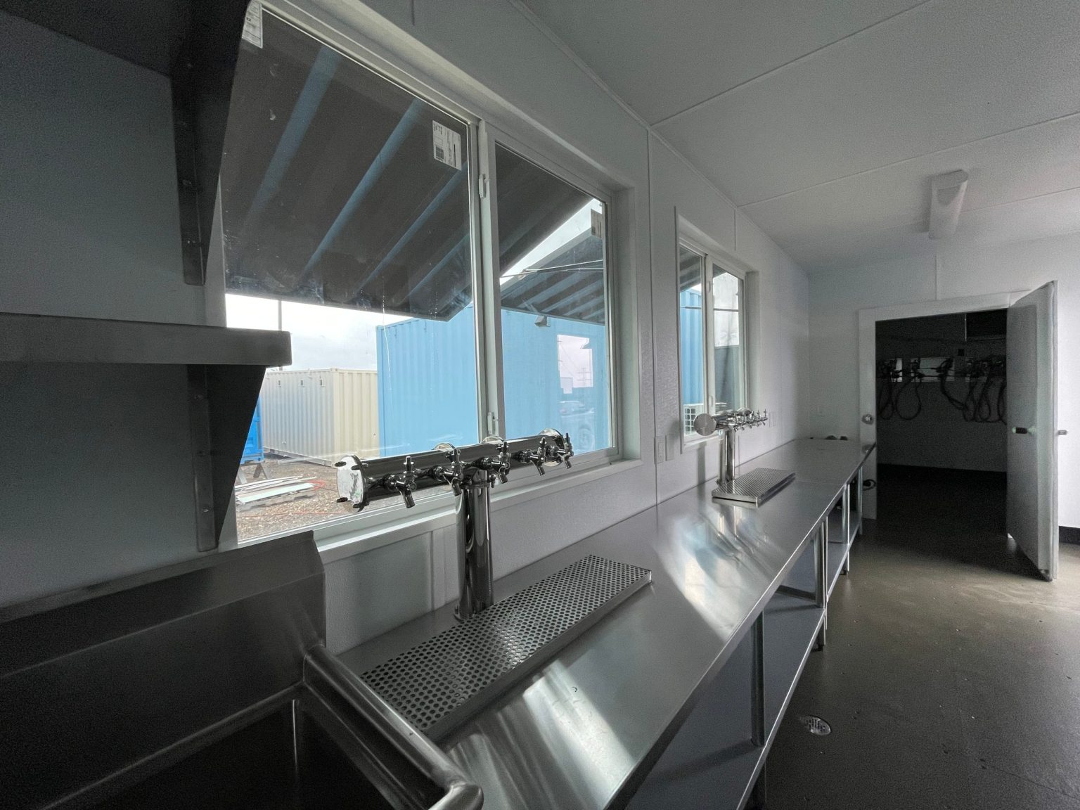 CONTENEDOR SNACK BAR DE 40 PIES