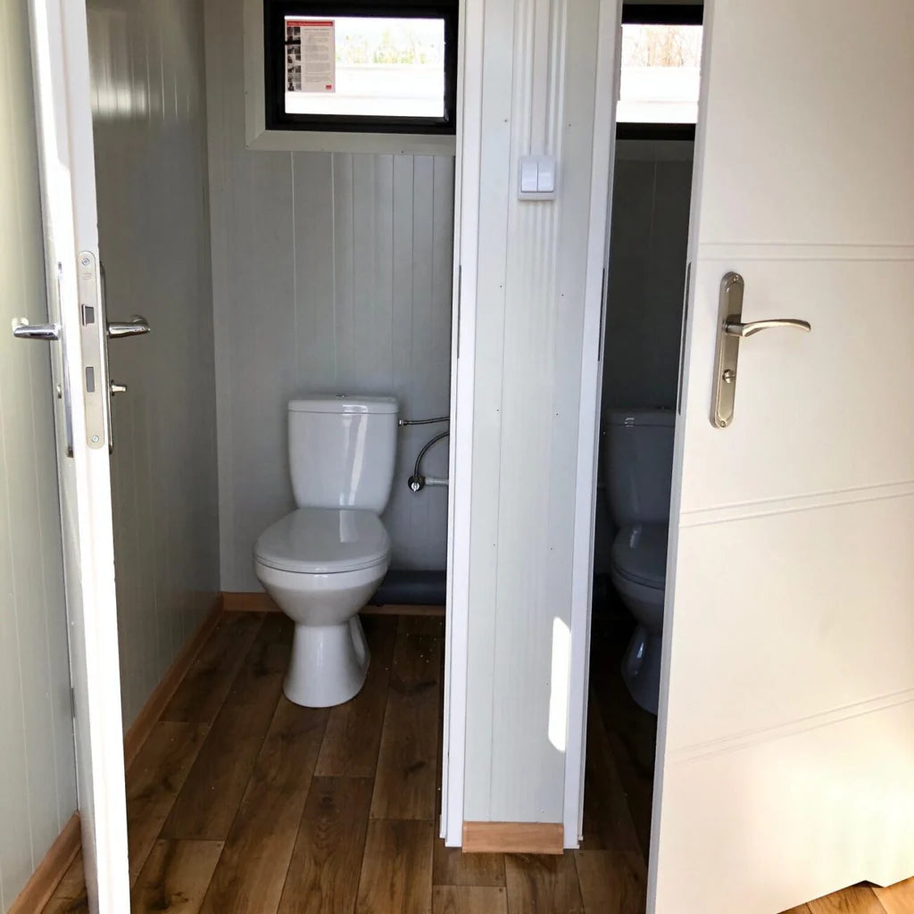 CONTENEDOR SANITARIO PANEL SÁNDWICH 6x3M